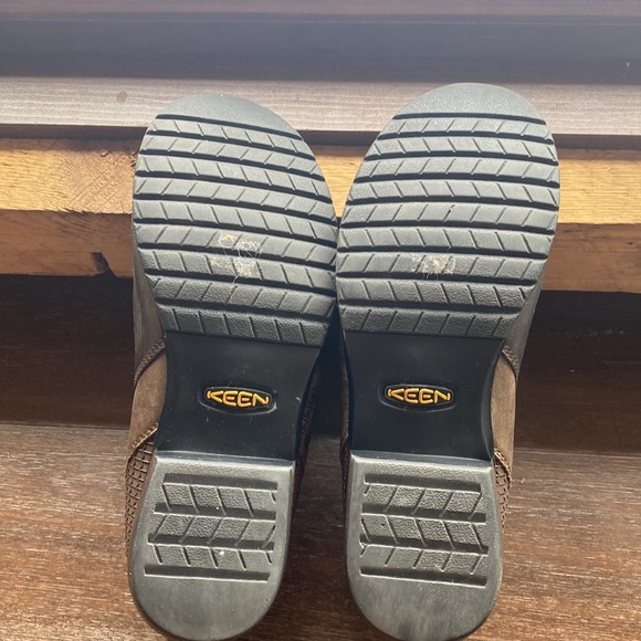 KEEN Morrison Chelsea Ankle Dress Boots Womens Brown Leather 2" Heels - Picture 9 of 9